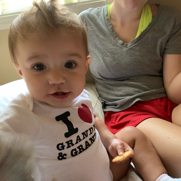 Meet your Posher, Jennifer - Picture 1 of 1